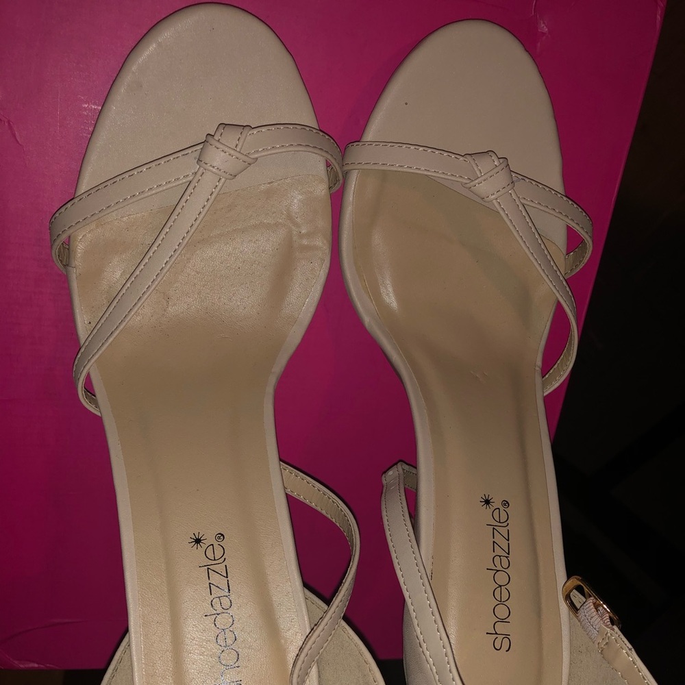 Heels - Picture 2 of 4